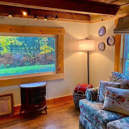 Charming 120-Year-Old Farmhouse By The Creek. Starlight Екстериор снимка