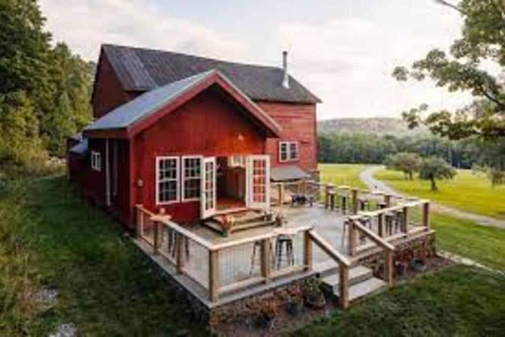 Charming 120-Year-Old Farmhouse By The Creek. Starlight Екстериор снимка